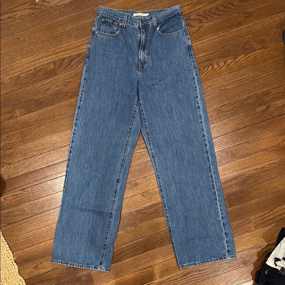 Levi’s High Waisted Straight Jeans